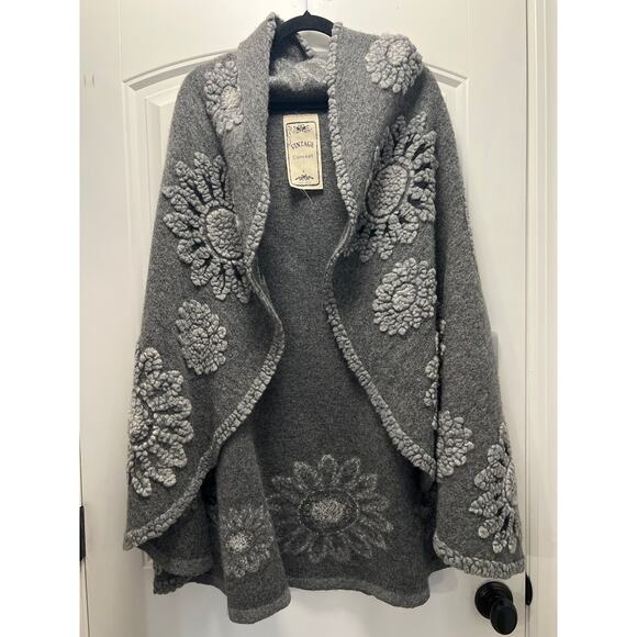 NWT Vintage Concept Women’s Floral Waterfall Cardigan Sweater Vest Size L Gray - Picture 1 of 9